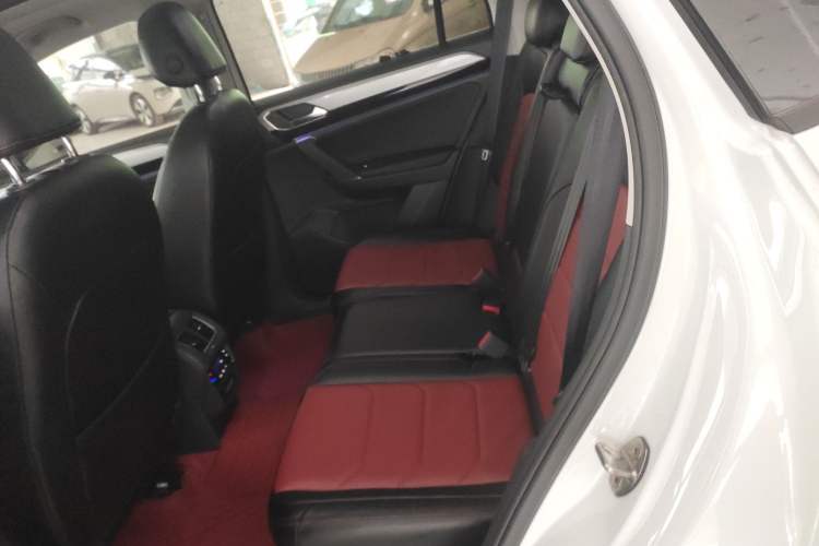 Used Volkswagen Tayron 2020 280TSI Two-Wheel Drive Luxury Connect Edition Left Rear Seat