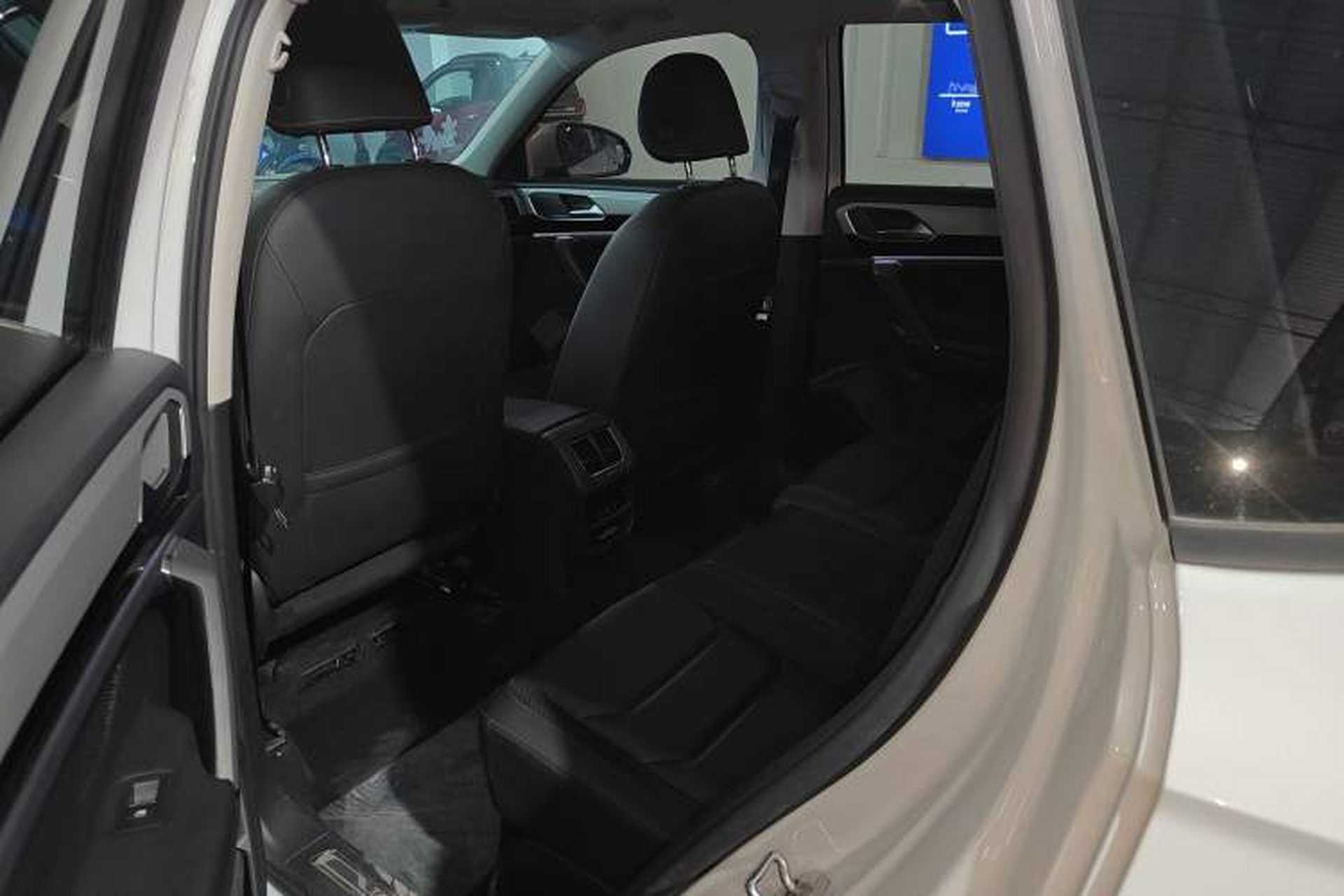 Used Volkswagen Tayron 2020 330TSI Two-Wheel Drive Luxury Smart Connectivity Version Left Rear Seat