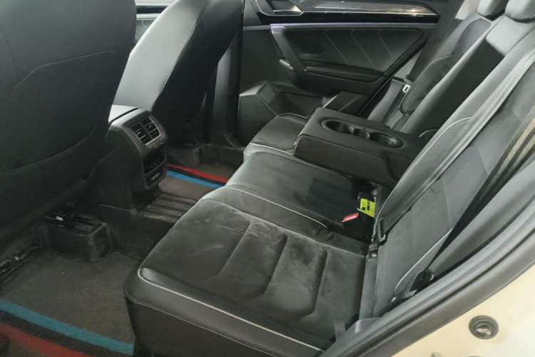 Used Volkswagen Tayron 2020 380TSI Four-Wheel Drive Luxury Connect Pro Edition Left Rear Seat