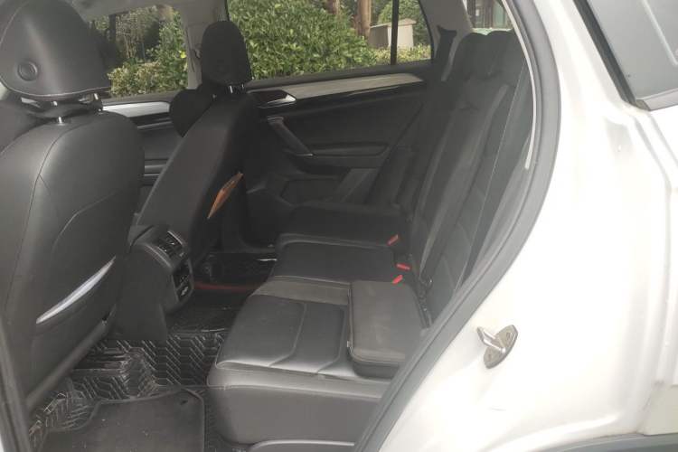 Used Volkswagen Tayron 2020 330TSI Two-Wheel Drive Luxury Smart Connectivity Version Left Rear Seat