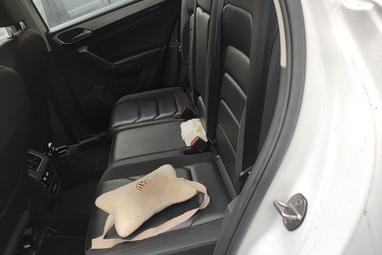 Used Volkswagen Tayron 2020 280TSI Two-Wheel Drive Luxury Connect Edition Left Rear Seat