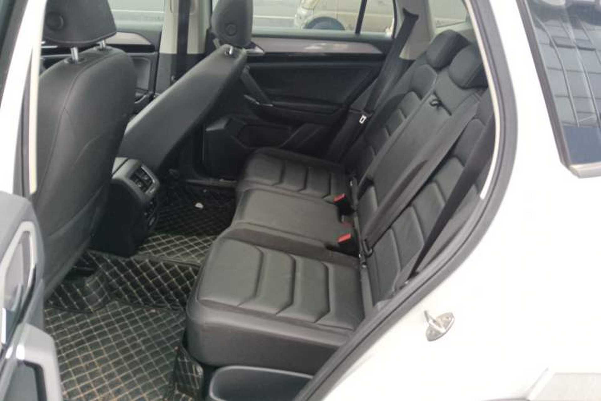 Used Volkswagen Tayron 2020 330TSI Two-Wheel Drive Luxury Smart Connectivity Version Left Rear Seat