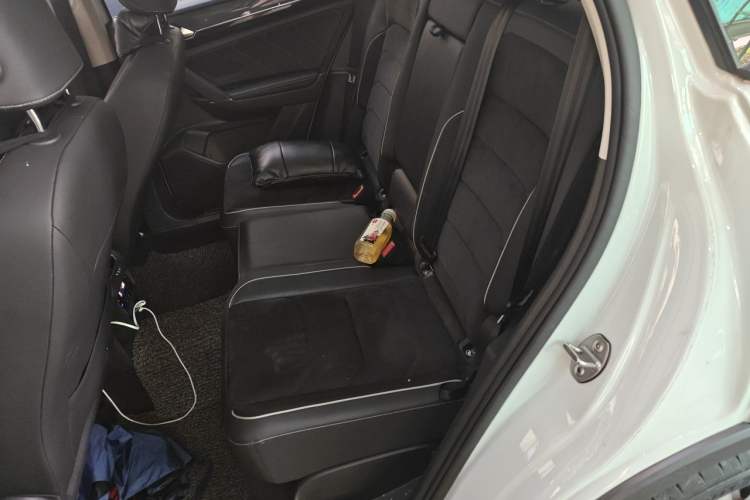 Used Volkswagen Tayron 2020 330TSI Two-Wheel Drive Luxury Connected Pro Edition Left Rear Seat