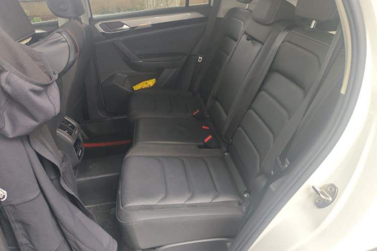 Used Volkswagen Tayron 2020 330TSI Two-Wheel Drive Luxury Smart Connectivity Version Left Rear Seat