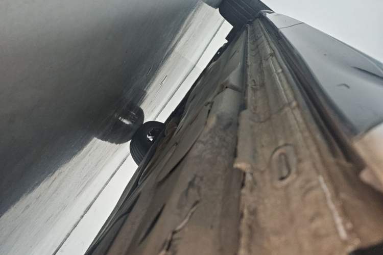 Used Volkswagen Tayron 2020 380TSI All-Wheel Drive R-Line Connected Version Left Side Sill