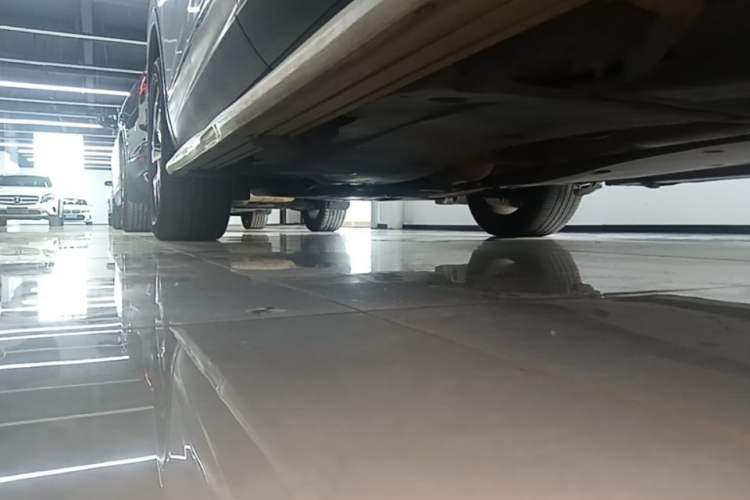 Used Volkswagen Tayron 2020 330TSI Two-Wheel Drive Luxury Smart Connectivity Version Left Side Sill