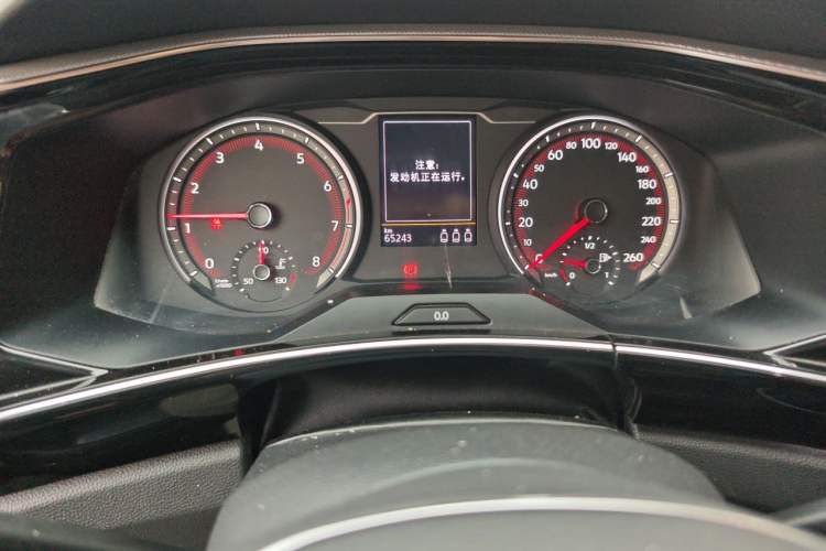 Used Volkswagen Tayron 2020 280TSI Two-Wheel Drive Luxury Connect Edition Odometer Close Up
