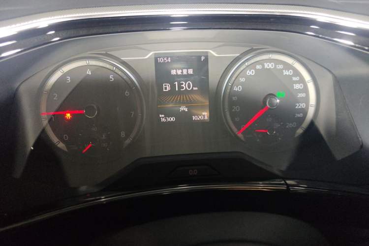Used Volkswagen Tayron 2020 330TSI Two-Wheel Drive Luxury Smart Connectivity Version Odometer Close Up