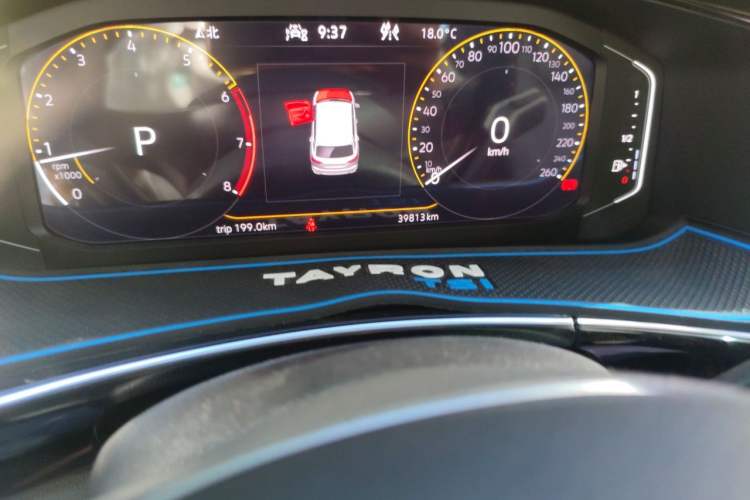 Used Volkswagen Tayron 2020 330TSI Two-Wheel Drive Luxury Connected Pro Edition Odometer Close Up