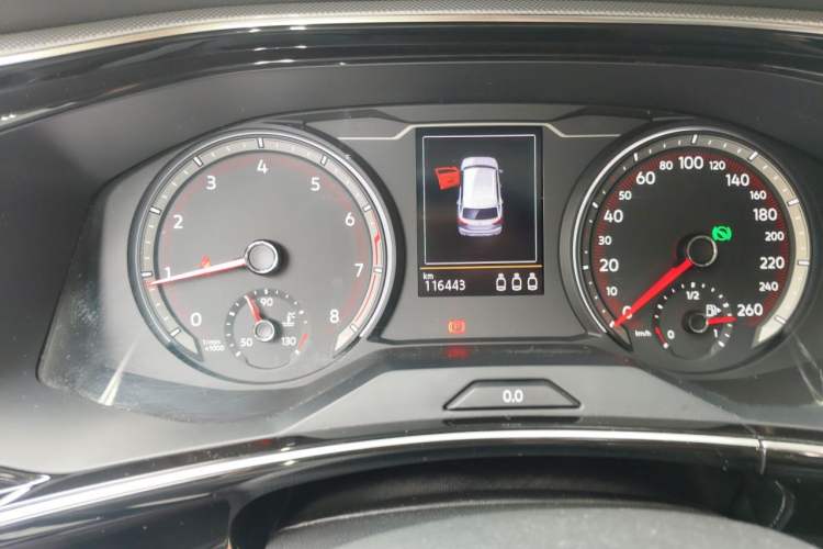 Used Volkswagen Tayron 2020 330TSI Two-Wheel Drive Luxury Smart Connectivity Version Odometer Close Up