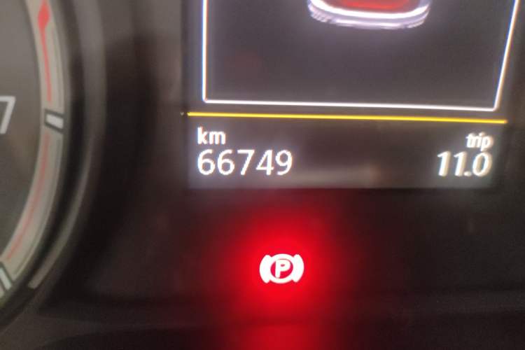 Used Volkswagen Tayron 2020 330TSI Two-Wheel Drive Luxury Smart Connectivity Version Odometer Close Up