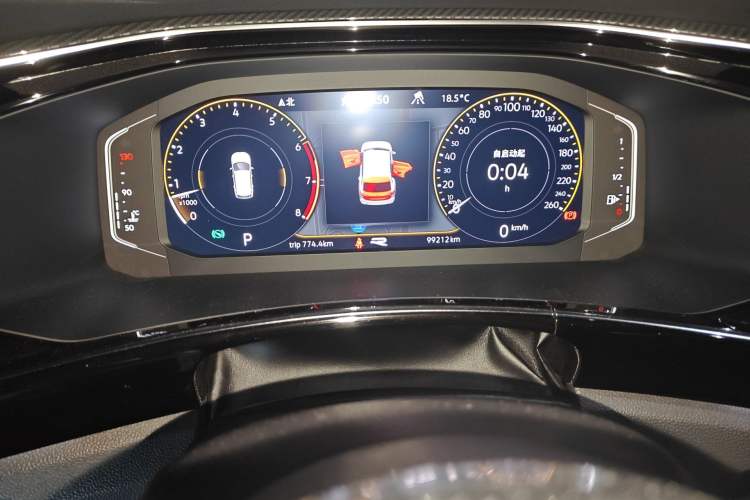 Used Volkswagen Tayron 2020 380TSI All-Wheel Drive R-Line Connected Version Odometer Close Up
