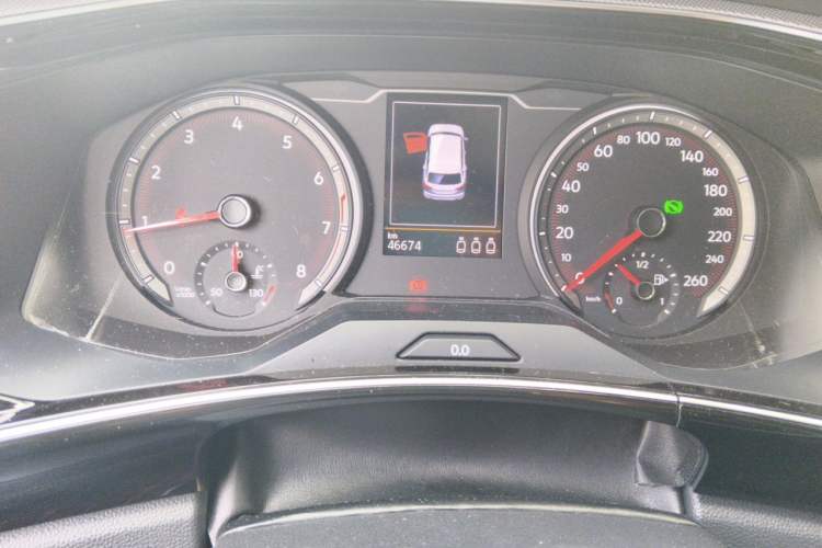 Used Volkswagen Tayron 2020 330TSI Two-Wheel Drive Luxury Smart Connectivity Version Odometer Close Up