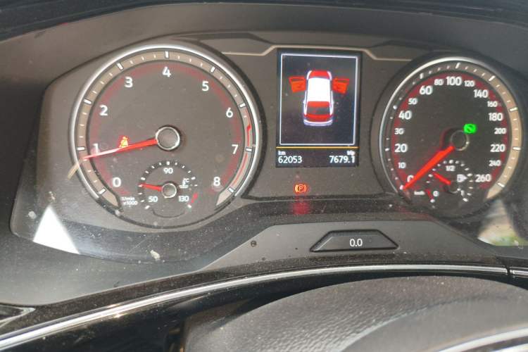 Used Volkswagen Tayron 2020 330TSI Two-Wheel Drive Luxury Smart Connectivity Version Odometer Close Up
