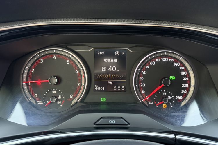 Used Volkswagen Tayron 2020 330TSI Two-Wheel Drive Luxury Smart Connectivity Version Odometer Close Up