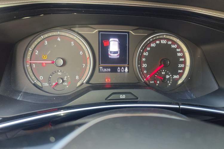 Used Volkswagen Tayron 2020 330TSI Two-Wheel Drive Luxury Smart Connectivity Version Odometer Close Up
