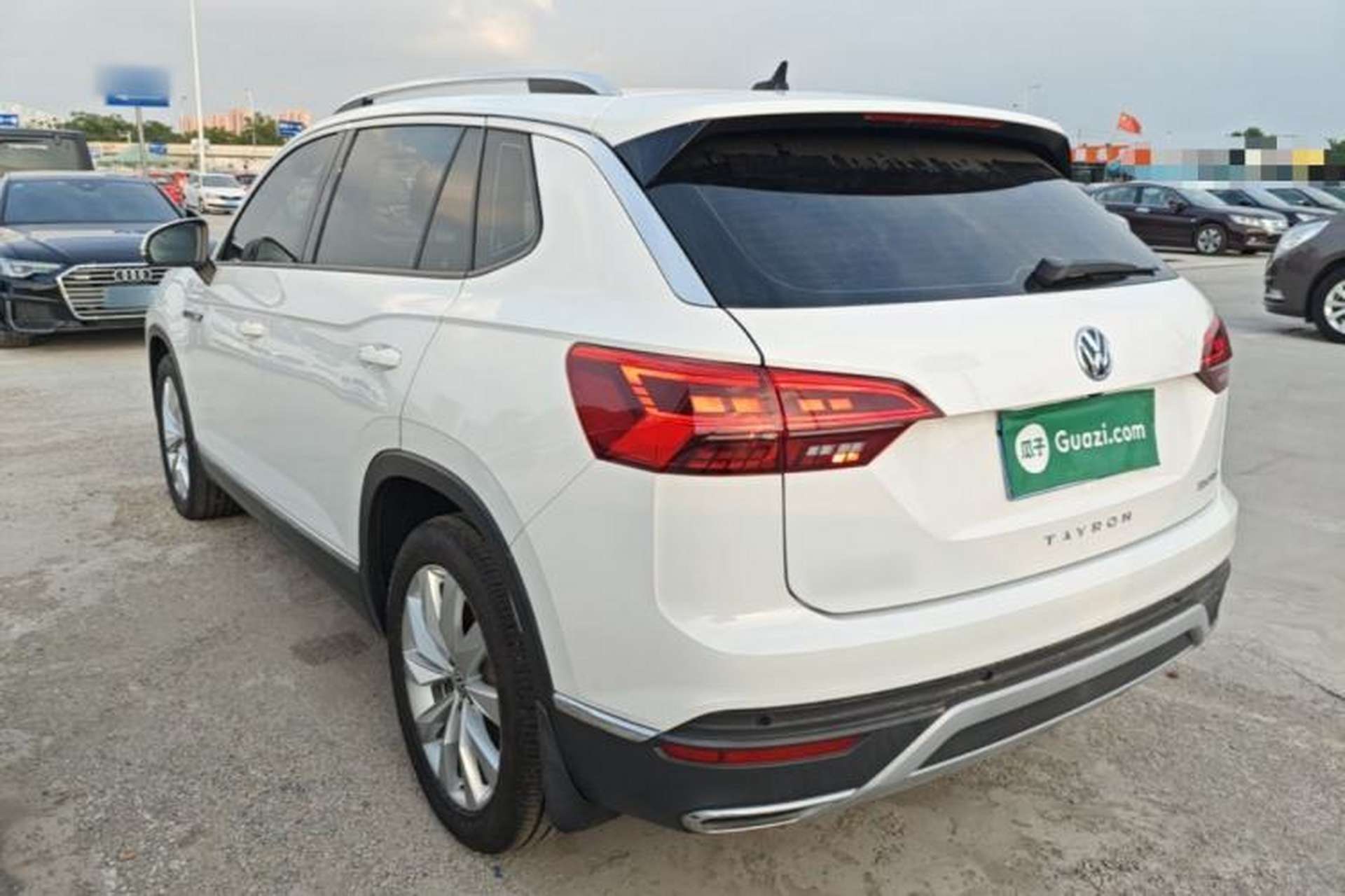 Used Volkswagen Tayron 2020 330TSI Two-Wheel Drive Luxury Connected Pro Edition Rear Left 45 Deg