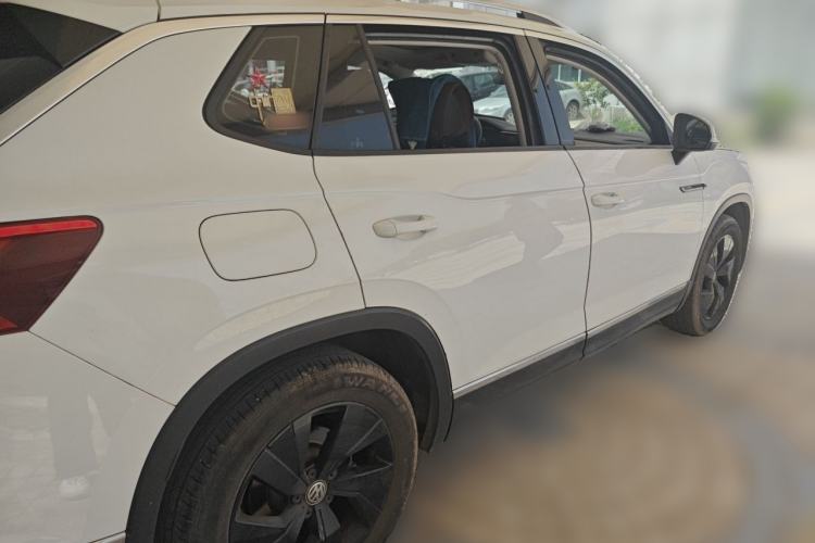Used Volkswagen Tayron 2020 330TSI Two-Wheel Drive Luxury Connected Pro Edition Rear Right 45 Deg