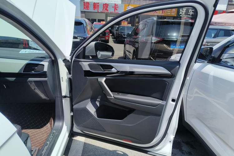 Used Volkswagen Tayron 2020 330TSI Two-Wheel Drive Luxury Smart Connectivity Version Right Front Door Interior
