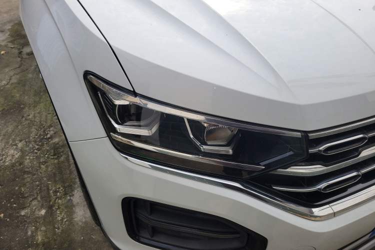 Used Volkswagen Tayron 2020 330TSI Two-Wheel Drive Luxury Smart Connectivity Version Right Front Headlight