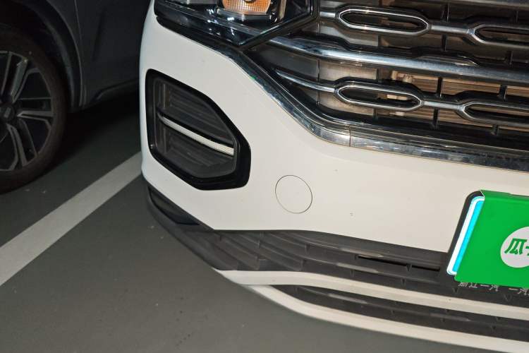 Used Volkswagen Tayron 2020 330TSI Two-Wheel Drive Luxury Smart Connectivity Version Right Front Headlight