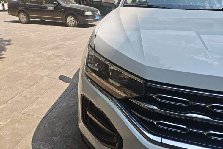 Used Volkswagen Tayron 2020 330TSI Two-Wheel Drive Luxury Smart Connectivity Version Right Front Headlight