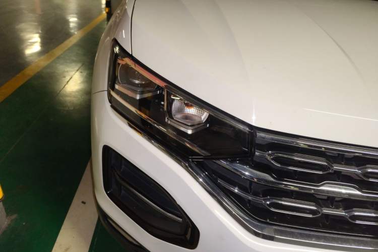 Used Volkswagen Tayron 2020 330TSI Two-Wheel Drive Luxury Smart Connectivity Version Right Front Headlight