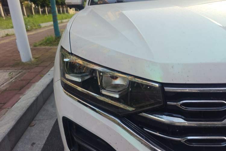Used Volkswagen Tayron 2020 330TSI Two-Wheel Drive Luxury Smart Connectivity Version Right Front Headlight