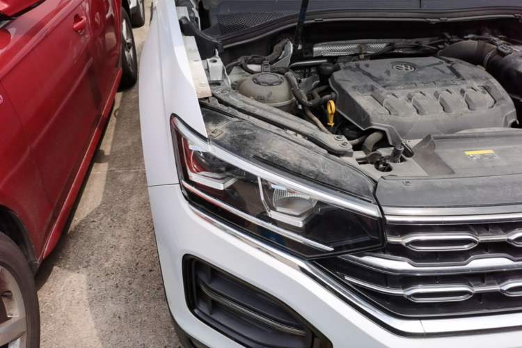 Used Volkswagen Tayron 2020 330TSI Two-Wheel Drive Luxury Smart Connectivity Version Right Front Headlight