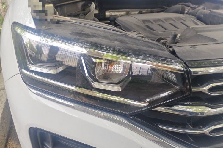Used Volkswagen Tayron 2020 330TSI Two-Wheel Drive Luxury Smart Connectivity Version Right Front Headlight