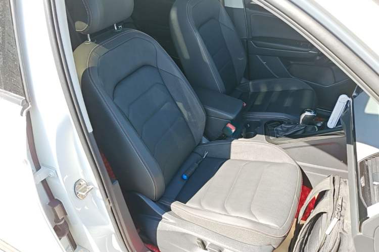 Used Volkswagen Tayron 2020 330TSI Two-Wheel Drive Luxury Smart Connectivity Version Right Front Seat