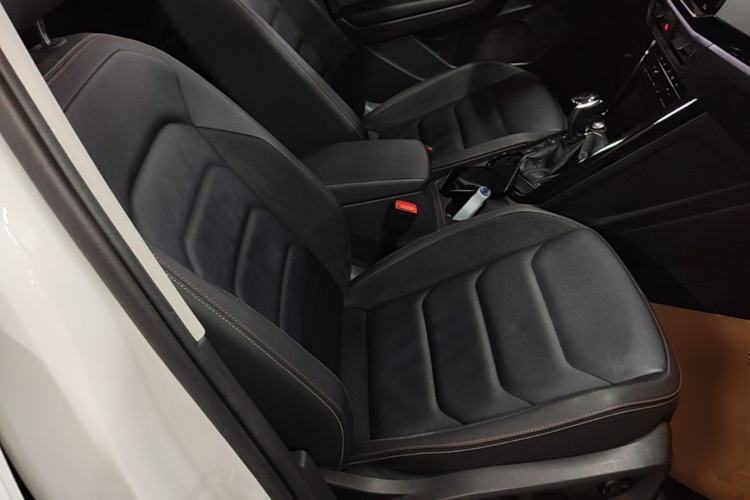 Used Volkswagen Tayron 2020 280TSI Two-Wheel Drive Luxury Connect Edition Right Front Seat