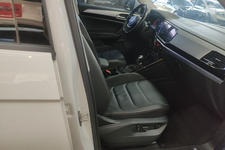 Used Volkswagen Tayron 2020 330TSI Two-Wheel Drive Luxury Smart Connectivity Version Right Front Seat