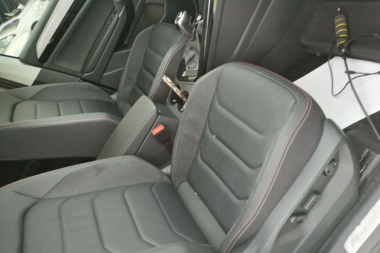 Used Volkswagen Tayron 2020 330TSI Two-Wheel Drive Luxury Smart Connectivity Version Right Front Seat