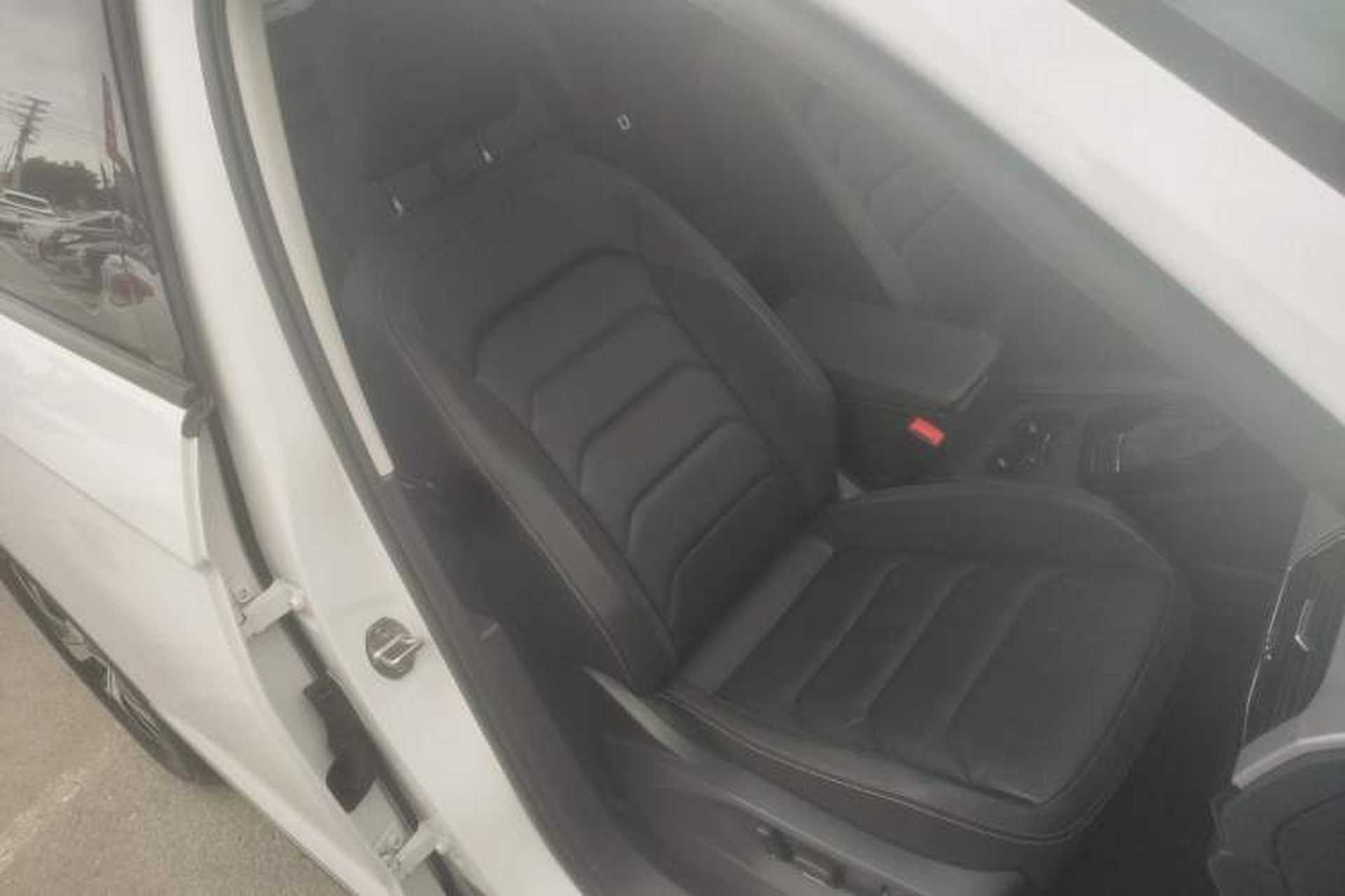 Used Volkswagen Tayron 2020 330TSI Two-Wheel Drive Luxury Smart Connectivity Version Right Front Seat