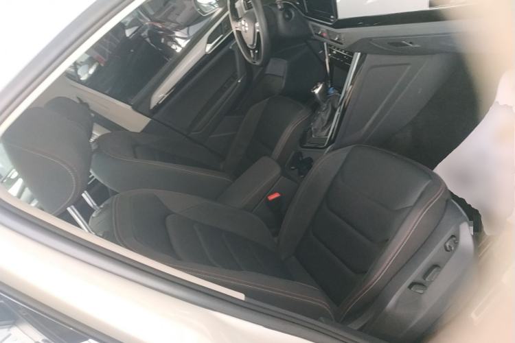 Used Volkswagen Tayron 2020 330TSI Two-Wheel Drive Luxury Smart Connectivity Version Right Front Seat