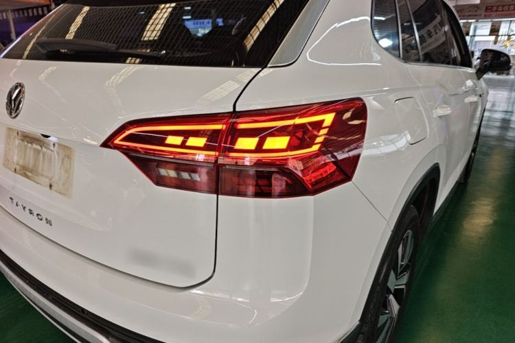 Used Volkswagen Tayron 2020 330TSI Two-Wheel Drive Luxury Smart Connectivity Version Right Rear Taillight