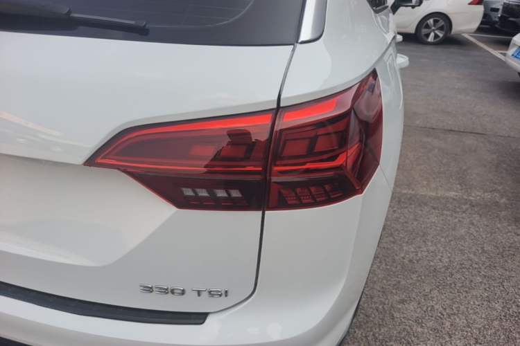 Used Volkswagen Tayron 2020 330TSI Two-Wheel Drive Luxury Smart Connectivity Version Right Rear Taillight