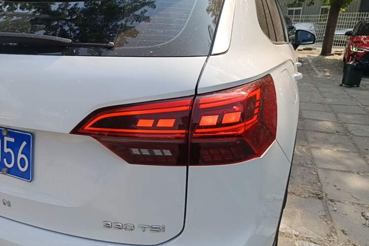 Used Volkswagen Tayron 2020 330TSI Two-Wheel Drive Luxury Smart Connectivity Version Right Rear Taillight
