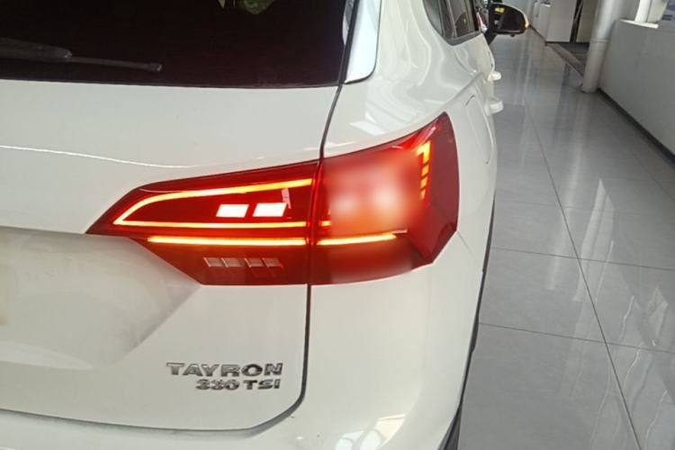 Used Volkswagen Tayron 2020 330TSI Two-Wheel Drive Luxury Smart Connectivity Version Right Rear Taillight