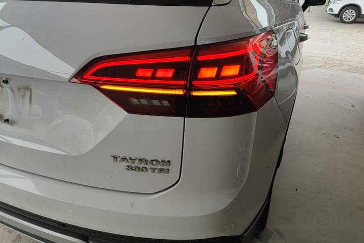 Used Volkswagen Tayron 2020 330TSI Two-Wheel Drive Luxury Smart Connectivity Version Right Rear Taillight