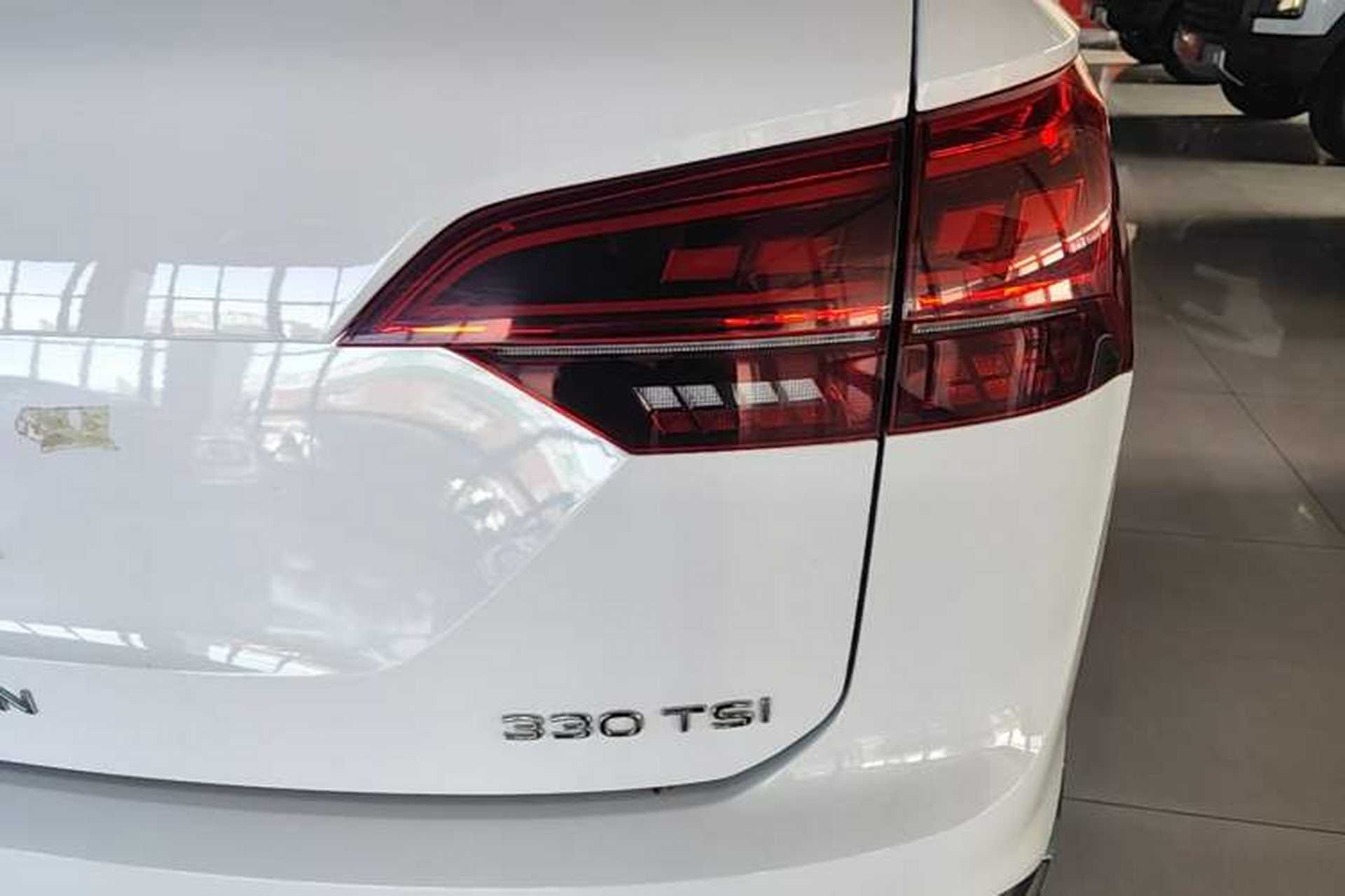 Used Volkswagen Tayron 2020 330TSI Two-Wheel Drive Luxury Smart Connectivity Version Right Rear Taillight