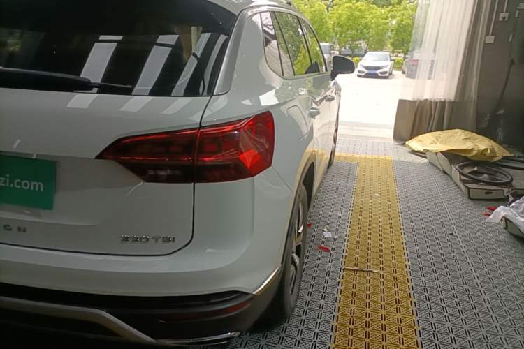 Used Volkswagen Tayron 2020 330TSI Two-Wheel Drive Luxury Smart Connectivity Version Right Rear Taillight