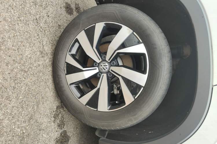 Used Volkswagen Tayron 2020 330TSI Two-Wheel Drive Luxury Smart Connectivity Version Right Rear Wheel Hub