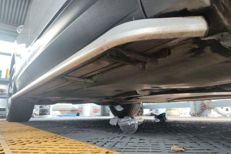 Used Volkswagen Tayron 2020 330TSI Two-Wheel Drive Luxury Smart Connectivity Version Right Side Sill