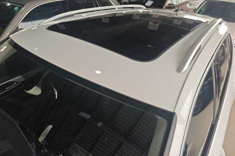 Used Volkswagen Tayron 2020 330TSI Two-Wheel Drive Luxury Smart Connectivity Version Roof