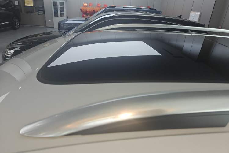 Used Volkswagen Tayron 2020 330TSI Two-Wheel Drive Luxury Smart Connectivity Version Roof