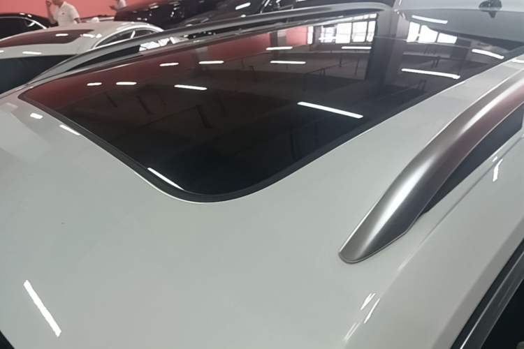 Used Volkswagen Tayron 2020 280TSI Two-Wheel Drive Luxury Connect Edition Roof