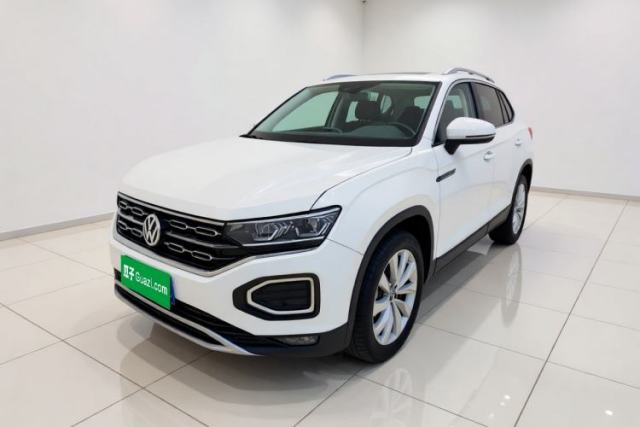 Ojetý Volkswagen Tayron 2020 330TSI Two-Wheel Drive Luxury Connected Pro Edition