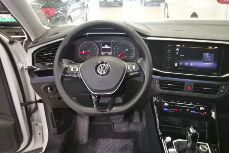 Used Volkswagen Tayron 2020 330TSI Two-Wheel Drive Luxury Smart Connectivity Version Steering Wheel